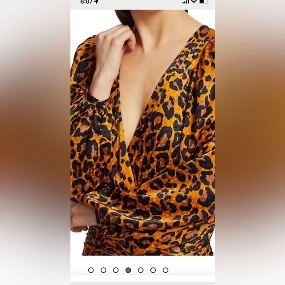 Ronny Kobo Giorgia Leopard Print Puffed Shoulder Faux
Wrap Dress Size XS - Picture 4 of 13